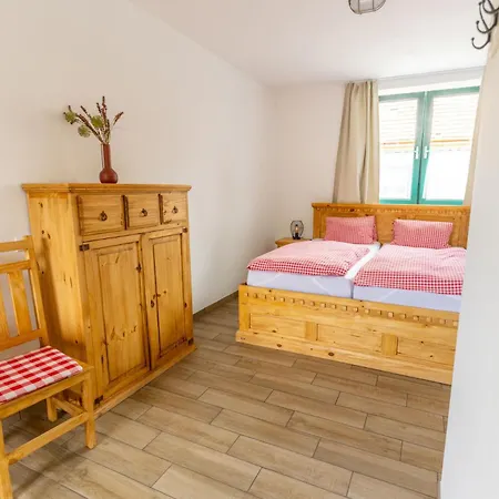 Winzerhof Kuessler - Weinviertel Отель 3*