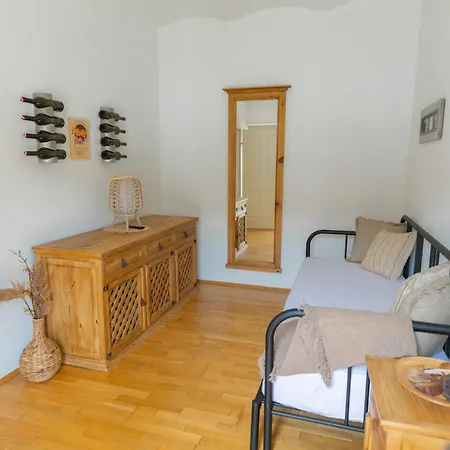 Отель Winzerhof Kuessler - Weinviertel 3*