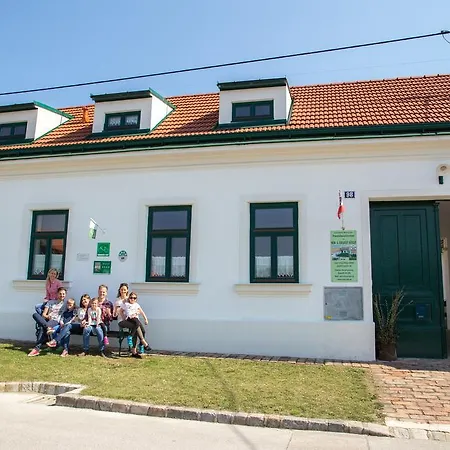 Winzerhof Kuessler - Weinviertel Szálloda